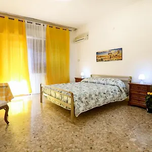 ** Bed and breakfast A Casa Di Fra' Italia